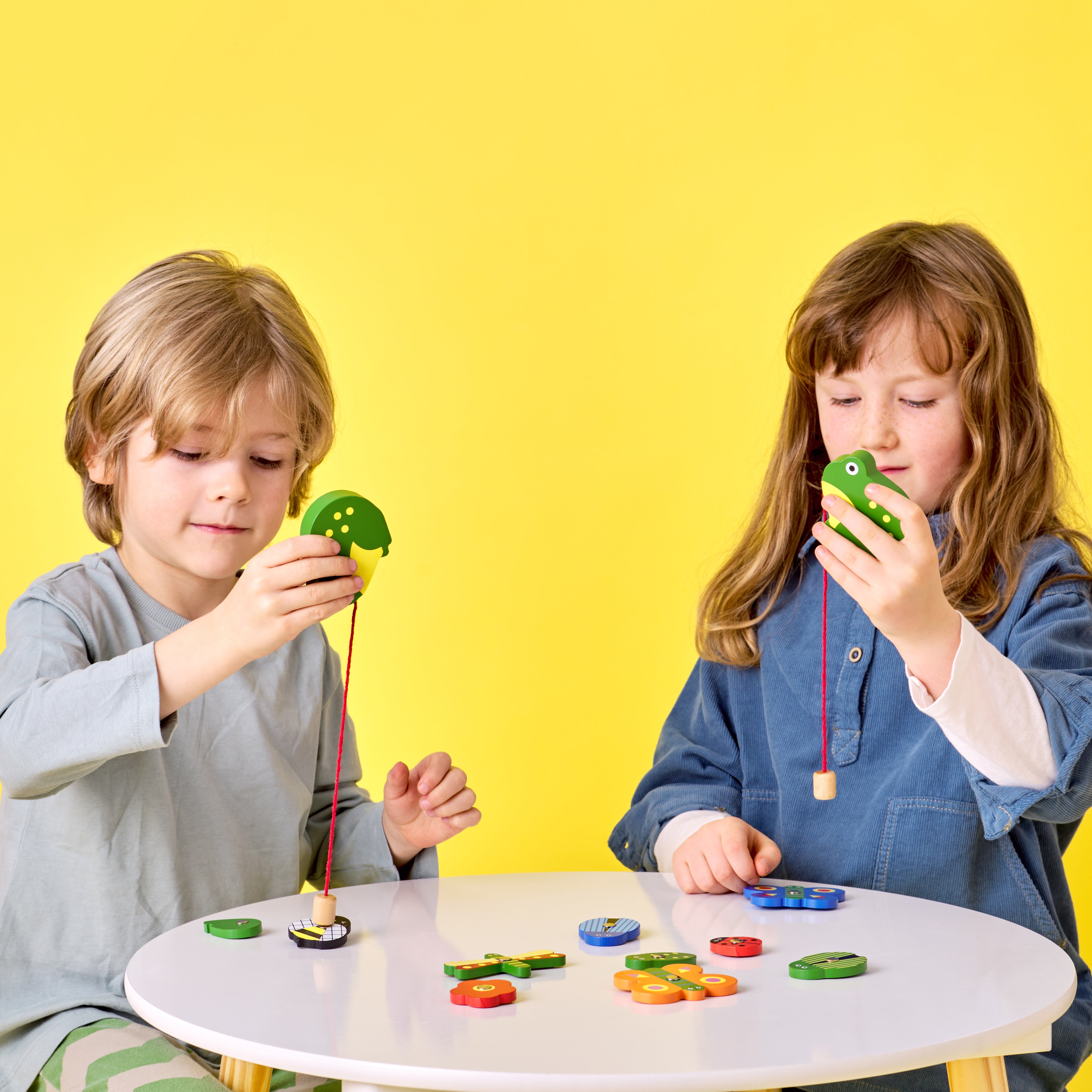 Catch a Bug Wooden Fishing Game - BIG & BELG