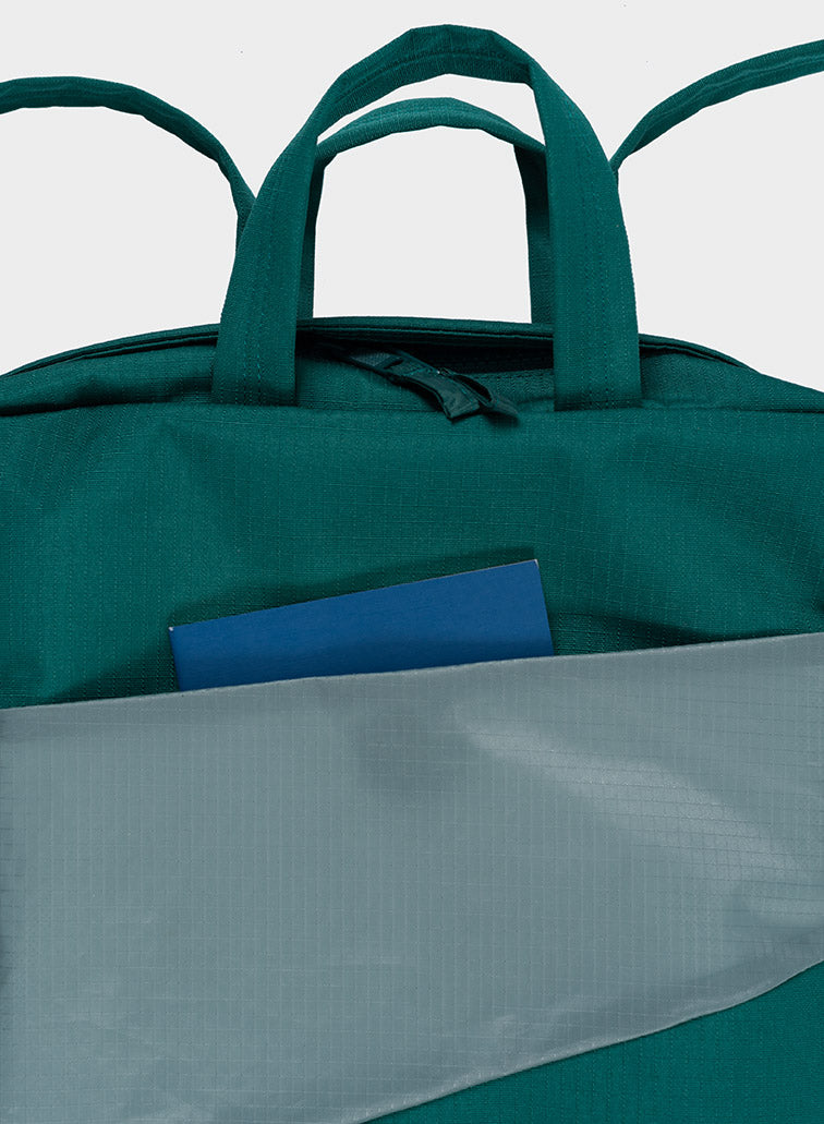 The New Backpack Pine & Grey - BIG & BELG