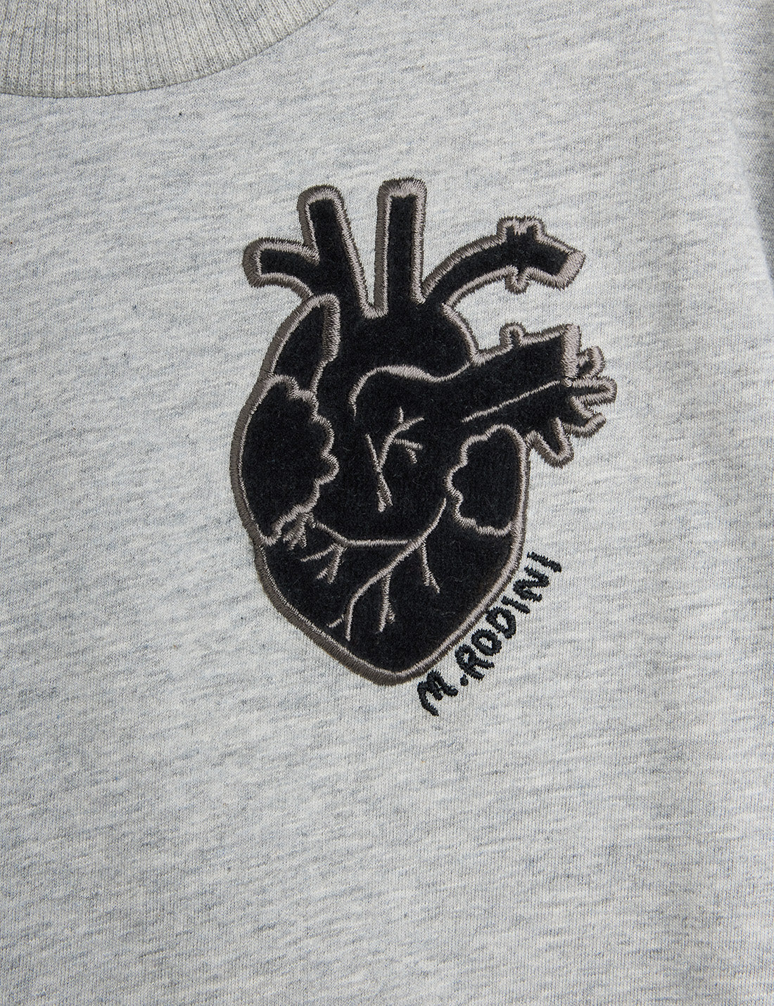 Heart application short-sleeved tee