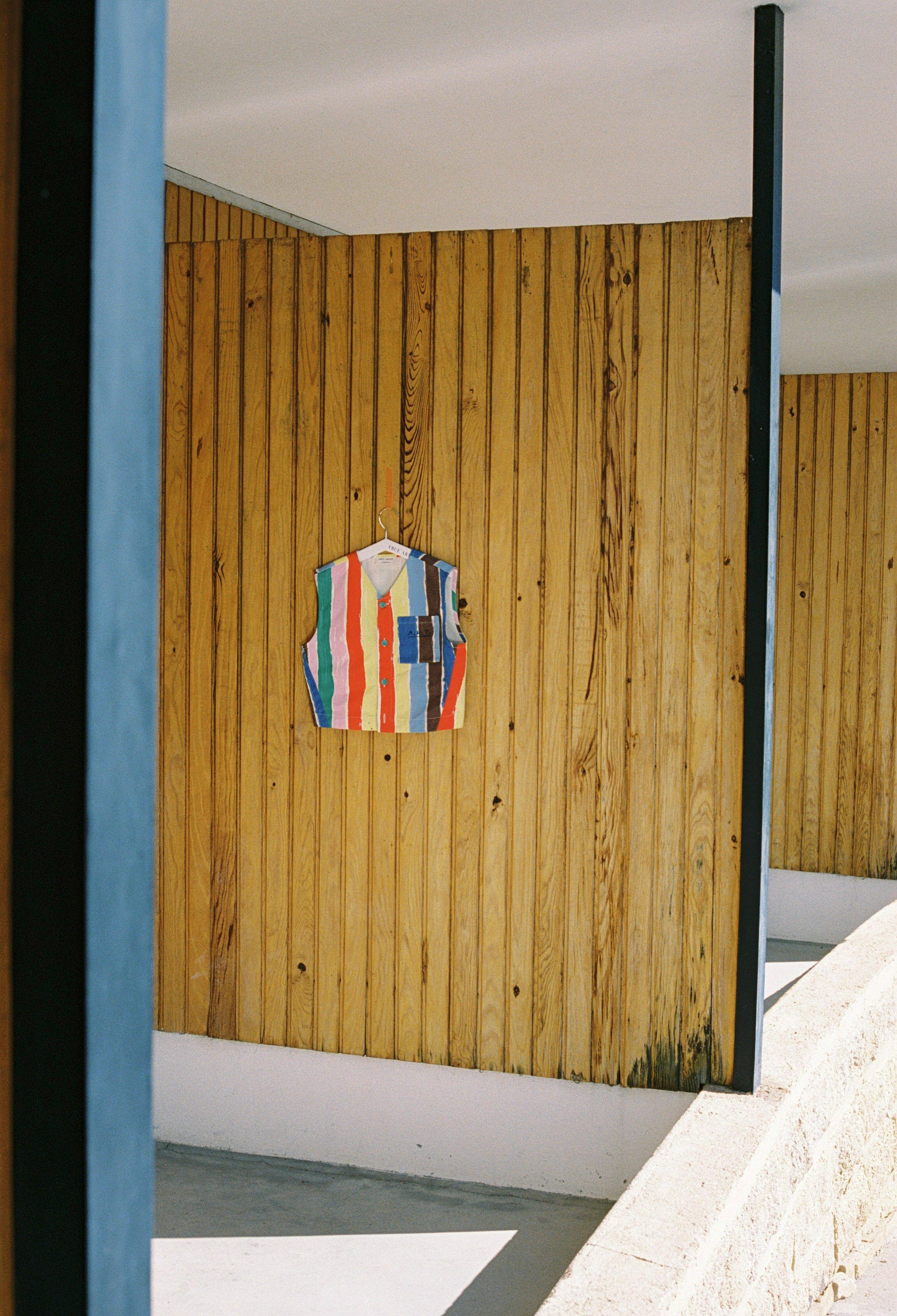 Strokes Vest - BIG & BELG