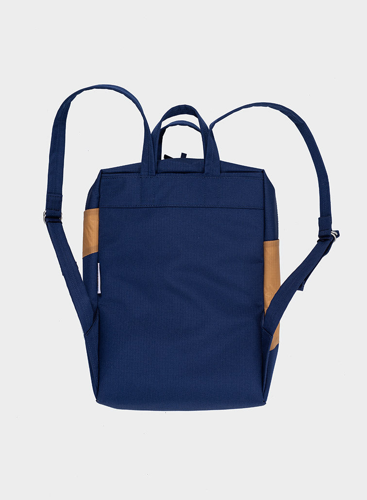 The New Backpack Navy & Camel - BIG & BELG